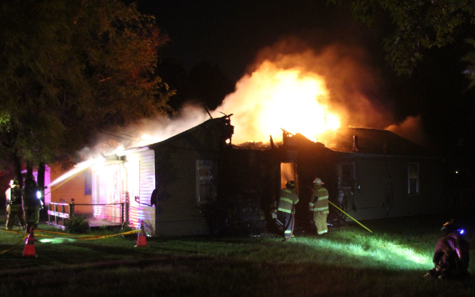 060618jr-evansdale-fire-1